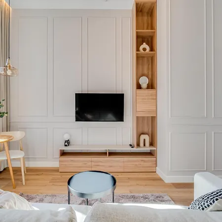 Poniatowskiego Parkside Studio~parking And Lift Apartmán Vratislav